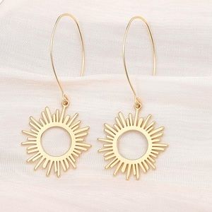 ✨NWT✨ Sun Gold Minimal Bohemian Drop Earrings✨Handmade ✨ Geometric Danglers *